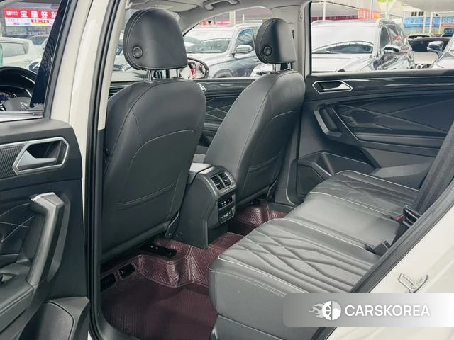 Volkswagen Tiguan L 2022 Белый из Китая