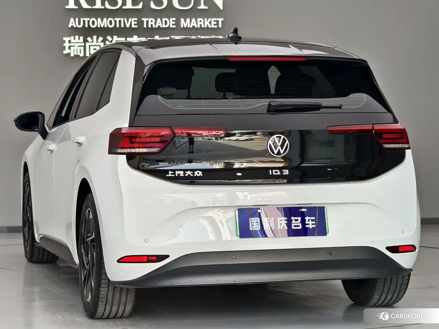 Volkswagen ID.3 2024 Белый из Китая