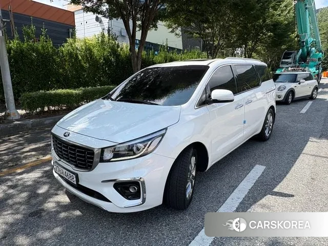 Kia The New Carnival 2018 Белый из Кореи