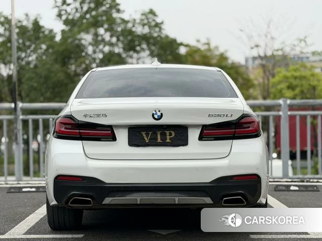 BMW 5 series 2022 Белый из Китая