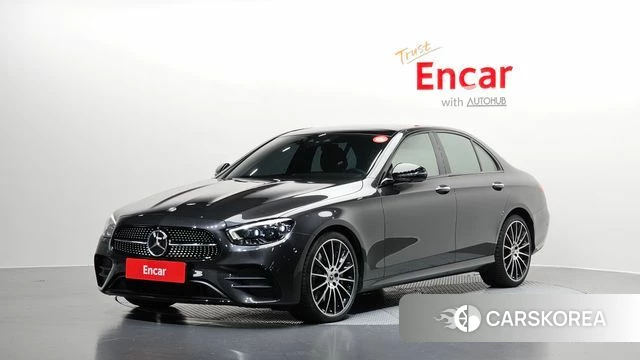 Mercedes-Benz E-Class W213 2023 Серый из Кореи