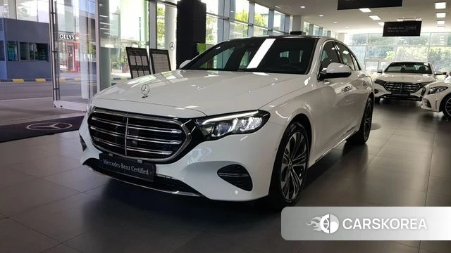 Mercedes-Benz E-Class W214 2026 Белый из Кореи