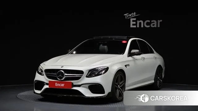 Mercedes-Benz E-Class W213 2018 Белый из Кореи