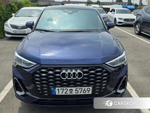 Audi Q3 (F3) 2023 Синий из Кореи