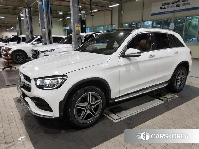 Mercedes-Benz GLC-Class X253 2022 Белый из Кореи