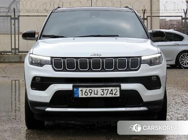 Jeep Compass 2nd Generation 2022 Белый из Кореи