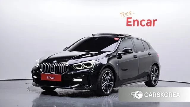 BMW 1 Series (F40) 2024 Черный из Кореи