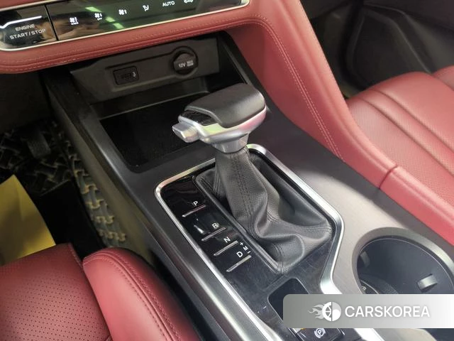Chang'an CS75 PLUS 2021 Белый из Китая