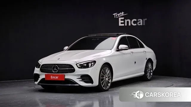 Mercedes-Benz E-Class W213 2021 Белый из Кореи