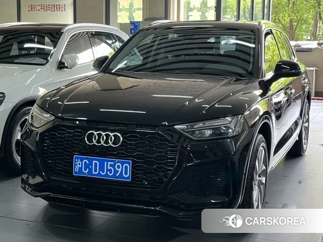 Audi Q5L 2023 Черный из Китая