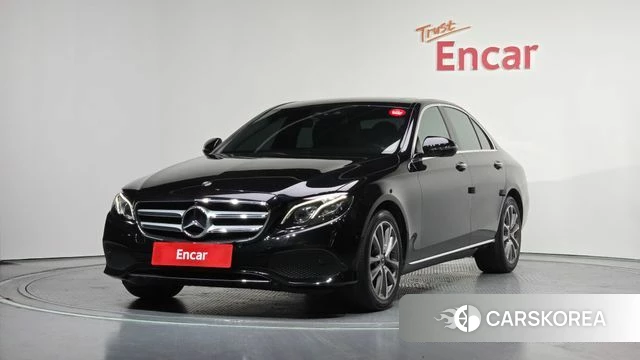 Mercedes-Benz E-Class W213 2019 Черный из Кореи