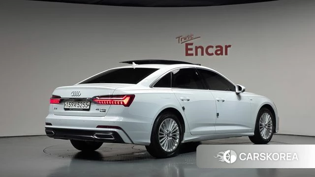 Audi A6 (C8) 2019 Белый из Кореи