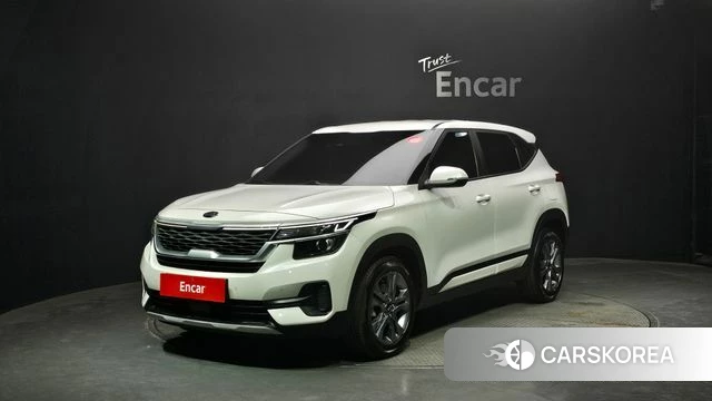 Kia Seltos 2020 Белый из Кореи