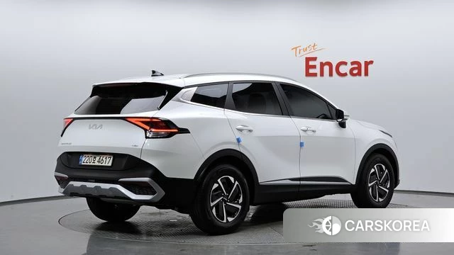Kia Sportage 5th Generation Hybrid 2023 Белый из Кореи