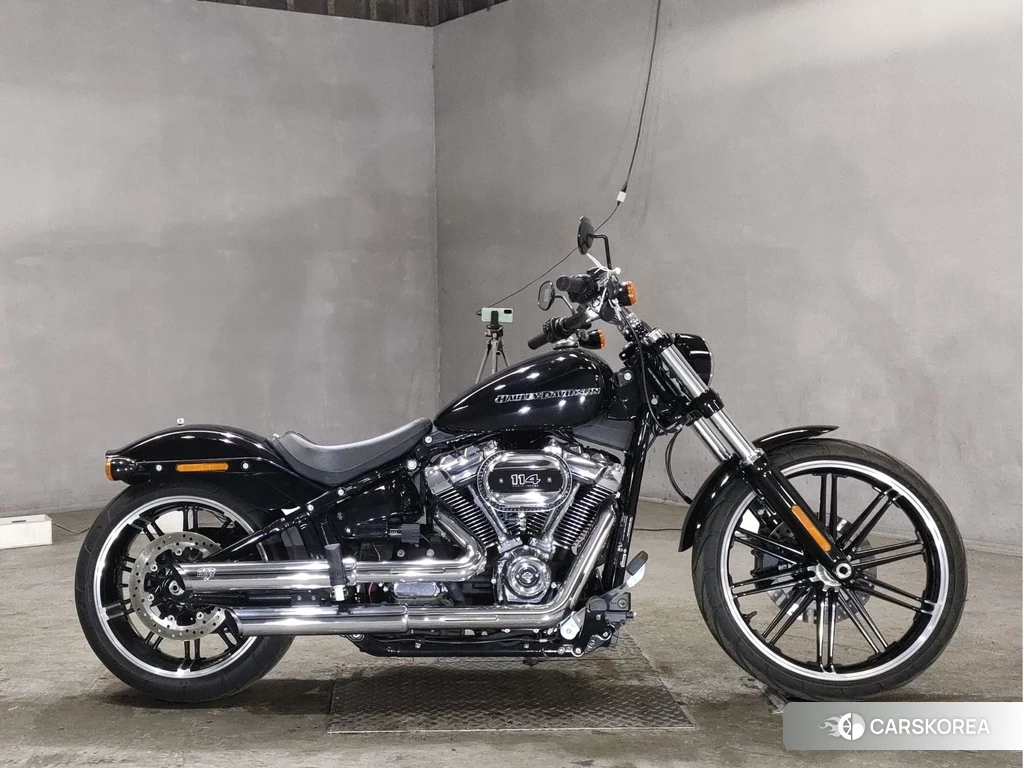 Проданный Harley-Davidson Softail Breakout FXBRS1868 2019 из Японии