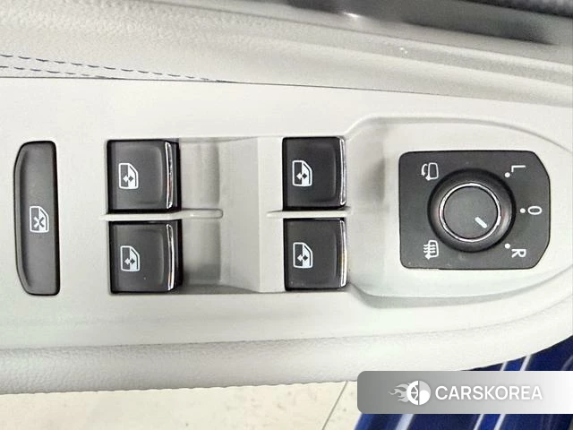 Volkswagen Lingdu 2022 Синий из Китая