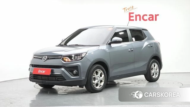 Ssangyong Berry New Tivoli 2022 Светло-серебряный цвет из Кореи