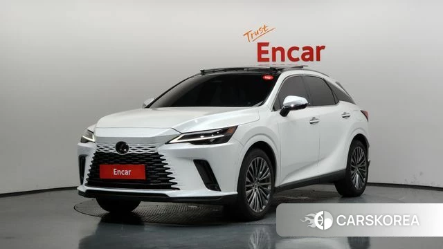 Lexus RX350h 5th generation 2023 Белый из Кореи