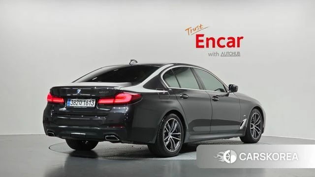 BMW 5 Series (G30) 2023 Серый из Кореи