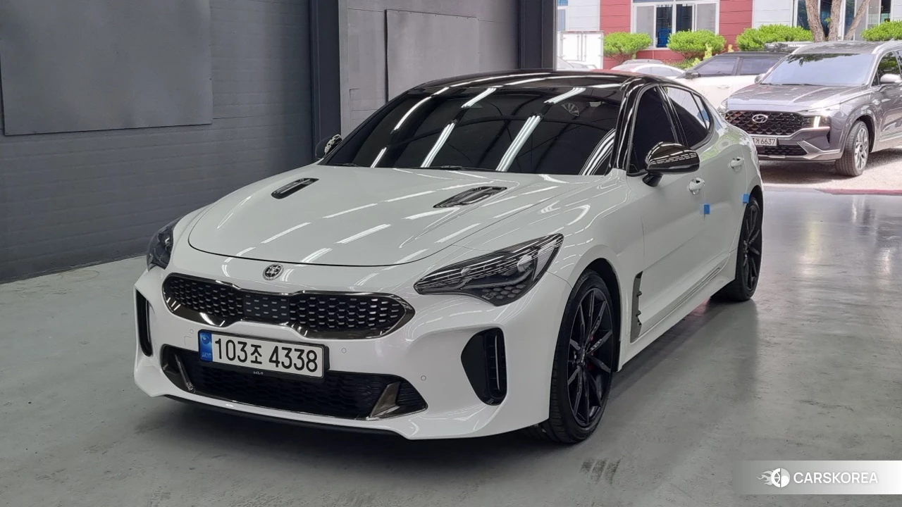 Kia Stinger Meister 2022 Белый из Кореи