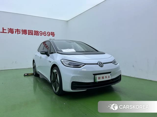 Volkswagen ID.3 2022 Белый из Китая