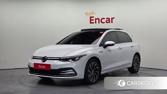 Volkswagen Golf 8th Generation 2022 Белый из Кореи