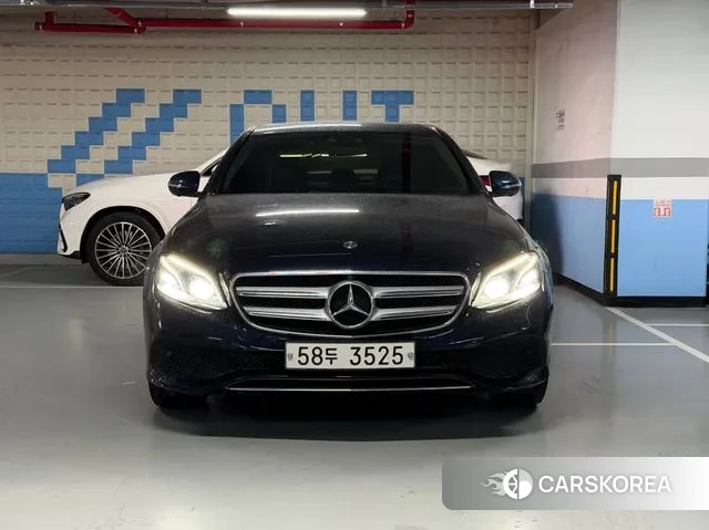 Mercedes-Benz E-Class W213 2019 Синий из Кореи