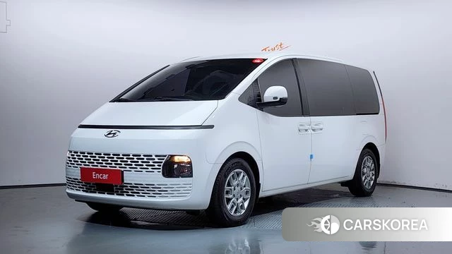 Hyundai Staria 2022 Белый из Кореи