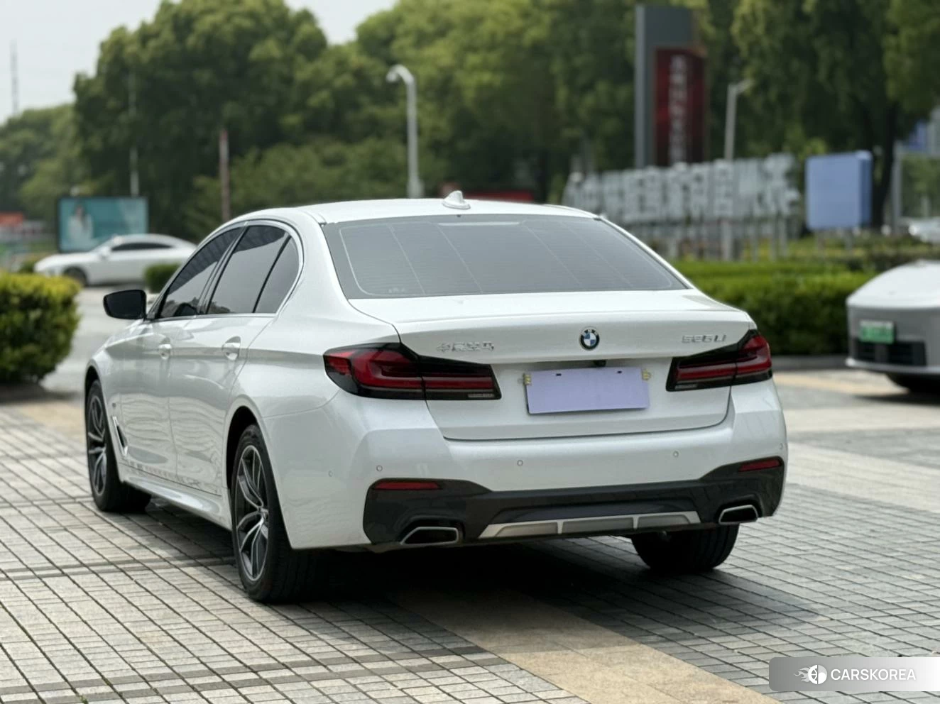 BMW 5 series 2022 Белый из Китая