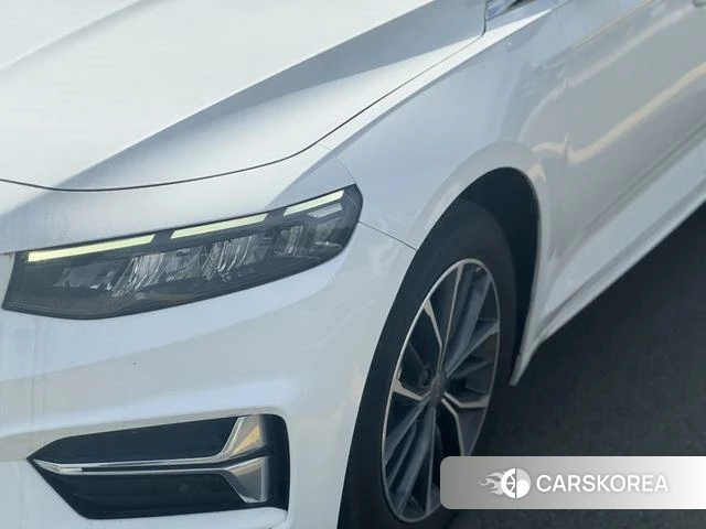 Geely Automobile Xingrui 2025 Белый из Китая