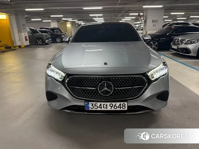 Mercedes-Benz E-Class W214 2025 Серебряный из Кореи