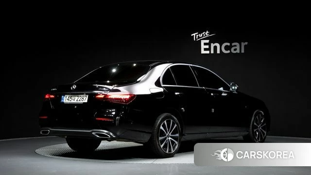 Mercedes-Benz E-Class W213 2020 Черный из Кореи
