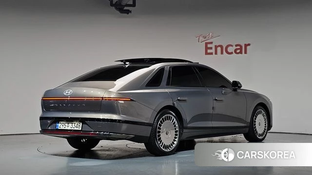 Hyundai Grandeur Hybrid (GN7) 2024 Серый из Кореи