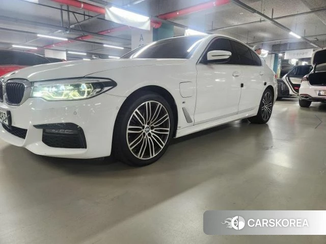 BMW 5 Series (G30) 2020 Белый из Кореи