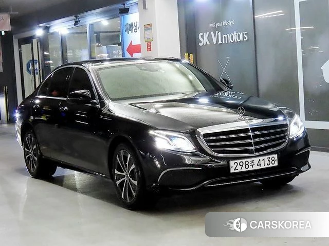 Mercedes-Benz E-Class W213 2019 Черный из Кореи