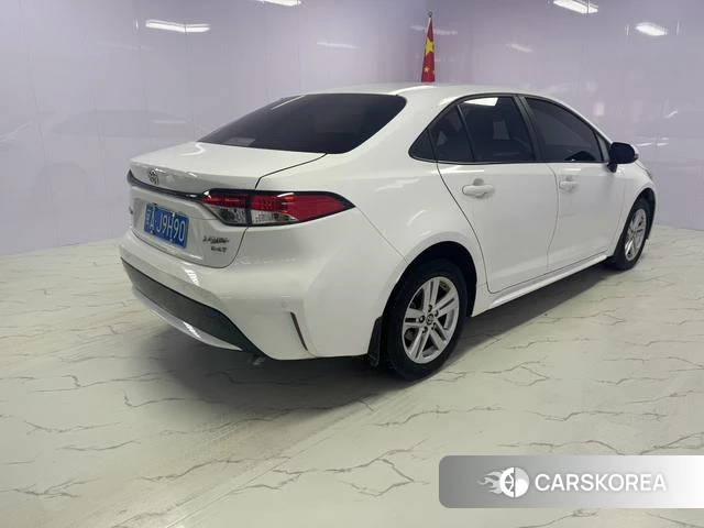 Toyota Lei Ling 2022 Белый из Китая