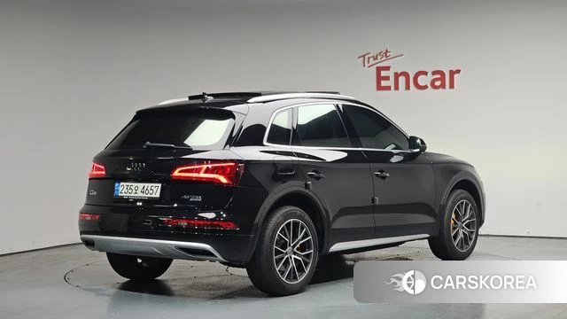 Audi Q5 (FY) 2020 Черный из Кореи
