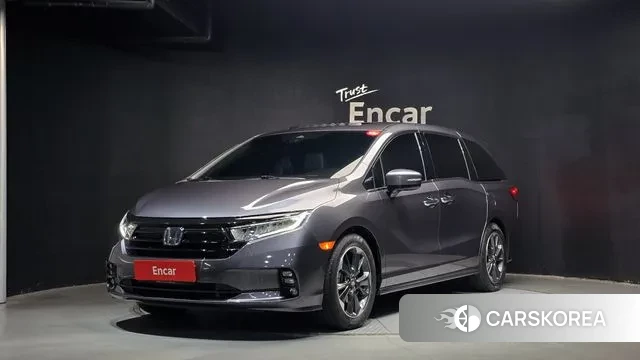 Honda Odyssey 2021 Серый из Кореи
