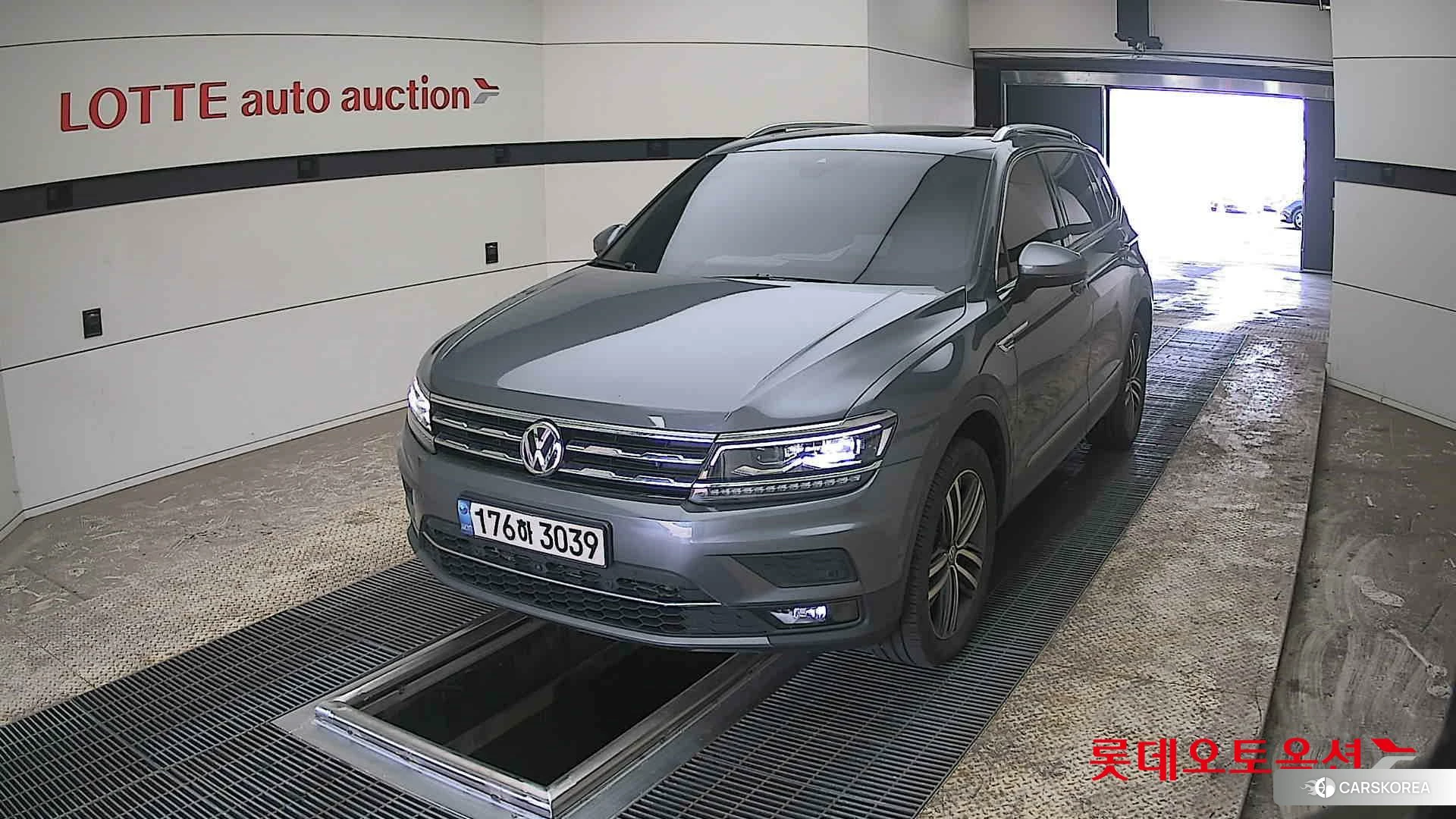 Volkswagen Tiguan Allspace 2.0 TDI 2020 pepper grey из Кореи