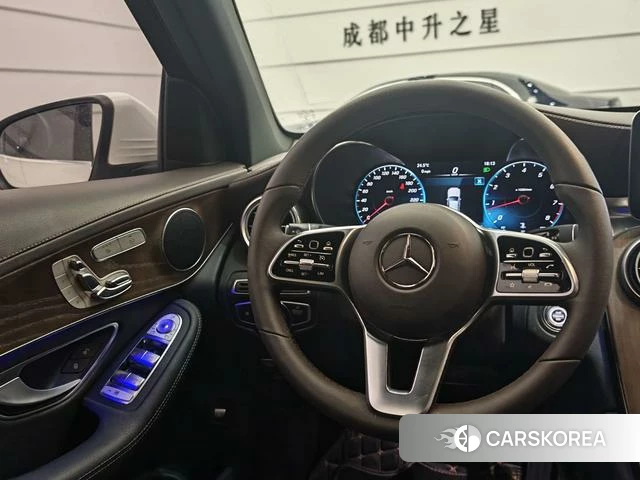 Mercedes-Benz GLC 2023 Белый из Китая