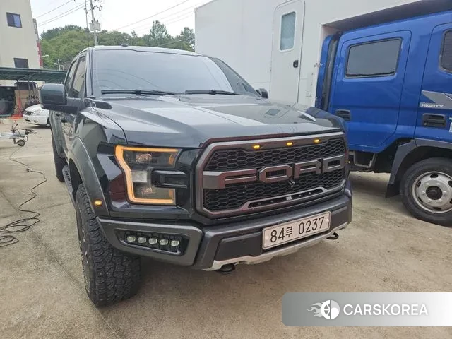 Ford F150 2019 Черный из Кореи