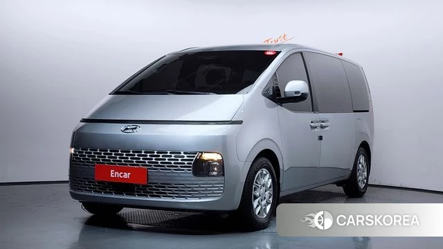 Hyundai Staria 2022 Серебряный из Кореи