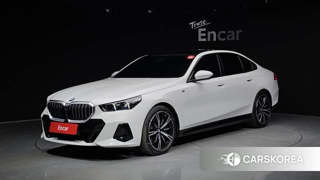 BMW 5 Series (G60) 2024 Белый из Кореи