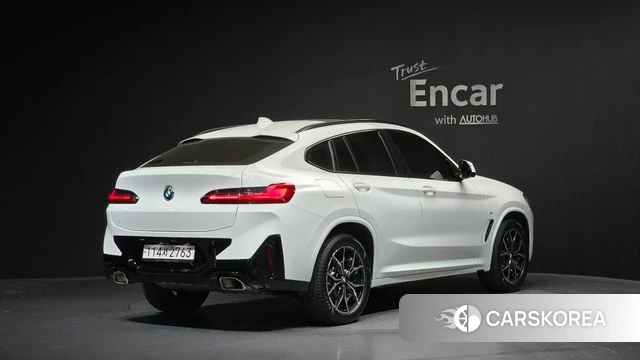 BMW X4 (G02) 2024 Белый из Кореи