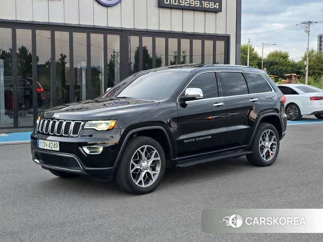 Jeep Grand Cherokee 2019 Черный из Кореи