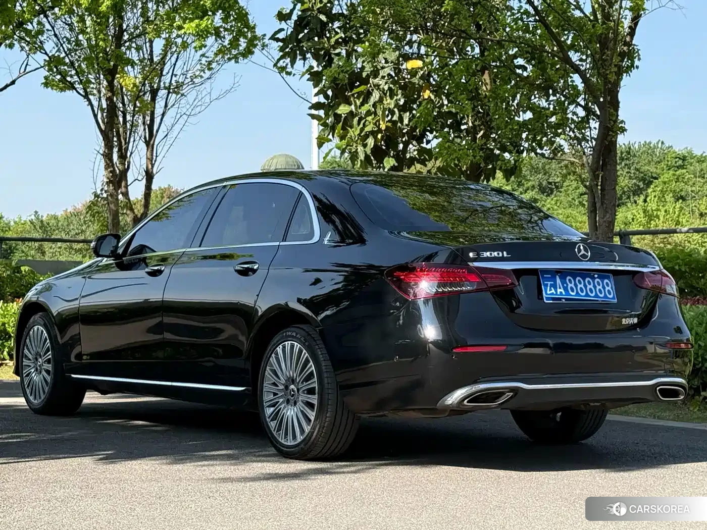 Mercedes-Benz E-Class 2022 Черный из Китая