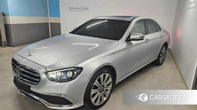 Mercedes-Benz E-Class W213 2023 Серебряный из Кореи