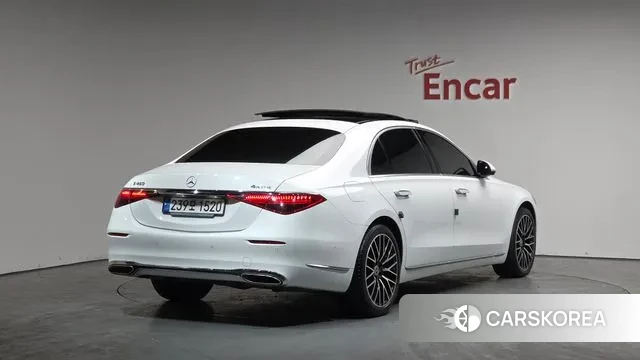 Mercedes-Benz S-Class W223 2024 Белый из Кореи