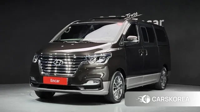 Hyundai The New Grand Starex 2018 Серый из Кореи