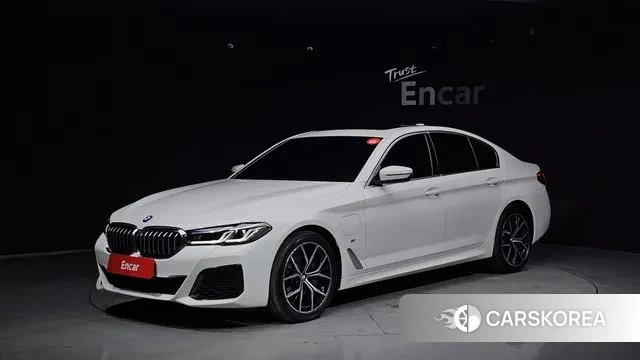 BMW 5 Series (G30) 2021 Белый из Кореи